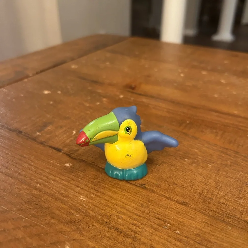 Fisher Price Little People blue toucan as is